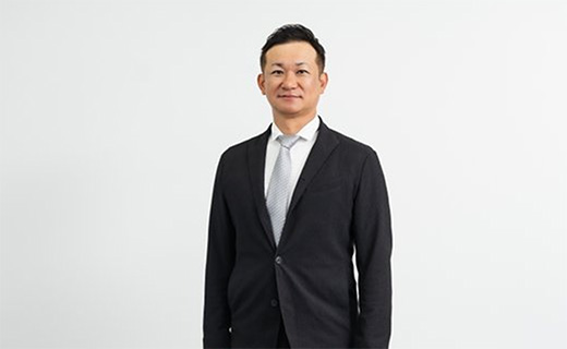 代表取締役社長 越智 玲緒奈